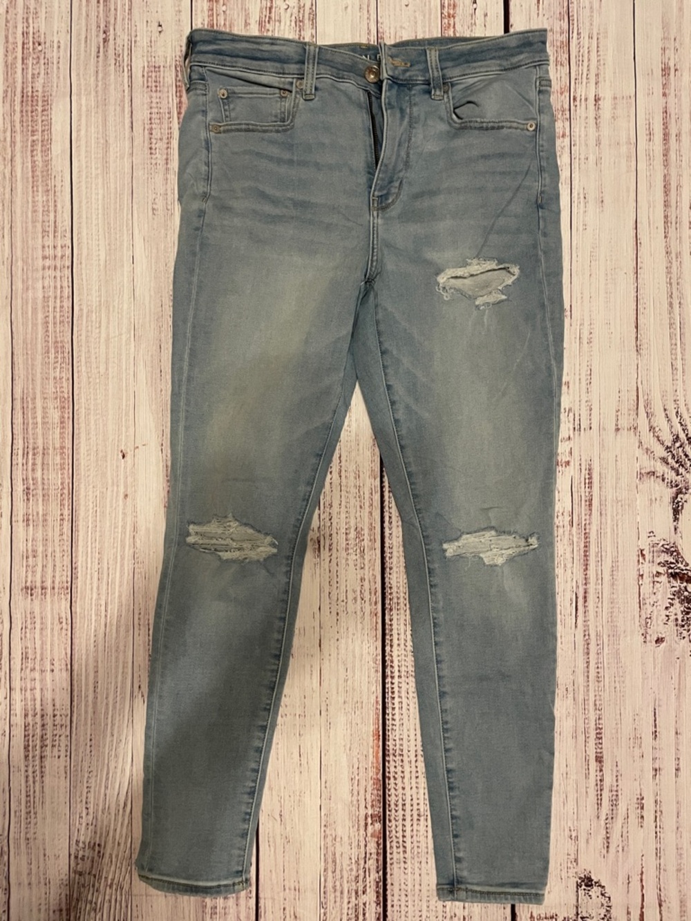 American Eagle Outfitters Light Blue Skinny Distressed Jeans